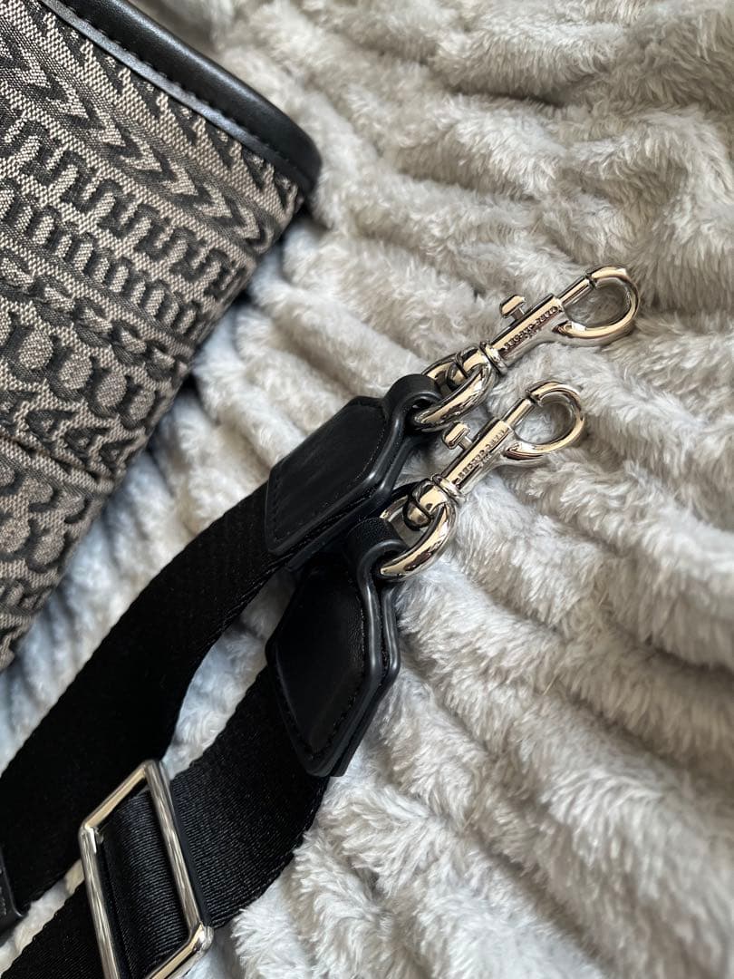 MARC JACOBS THE TOTE BAG グレー/ブラック