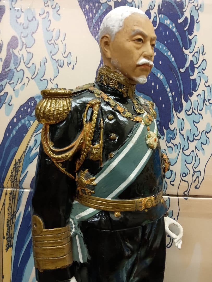 確認用画像戦前時代細密造形東郷平八郎元帥海軍大将陶器製４６センチ人形修正飾り置物