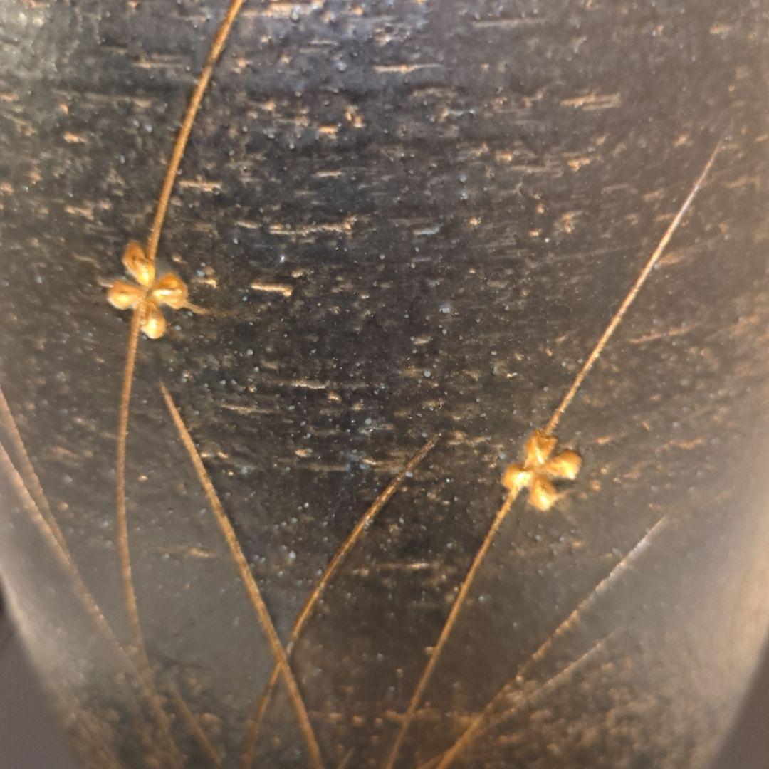 お正月　黒　陶器花瓶