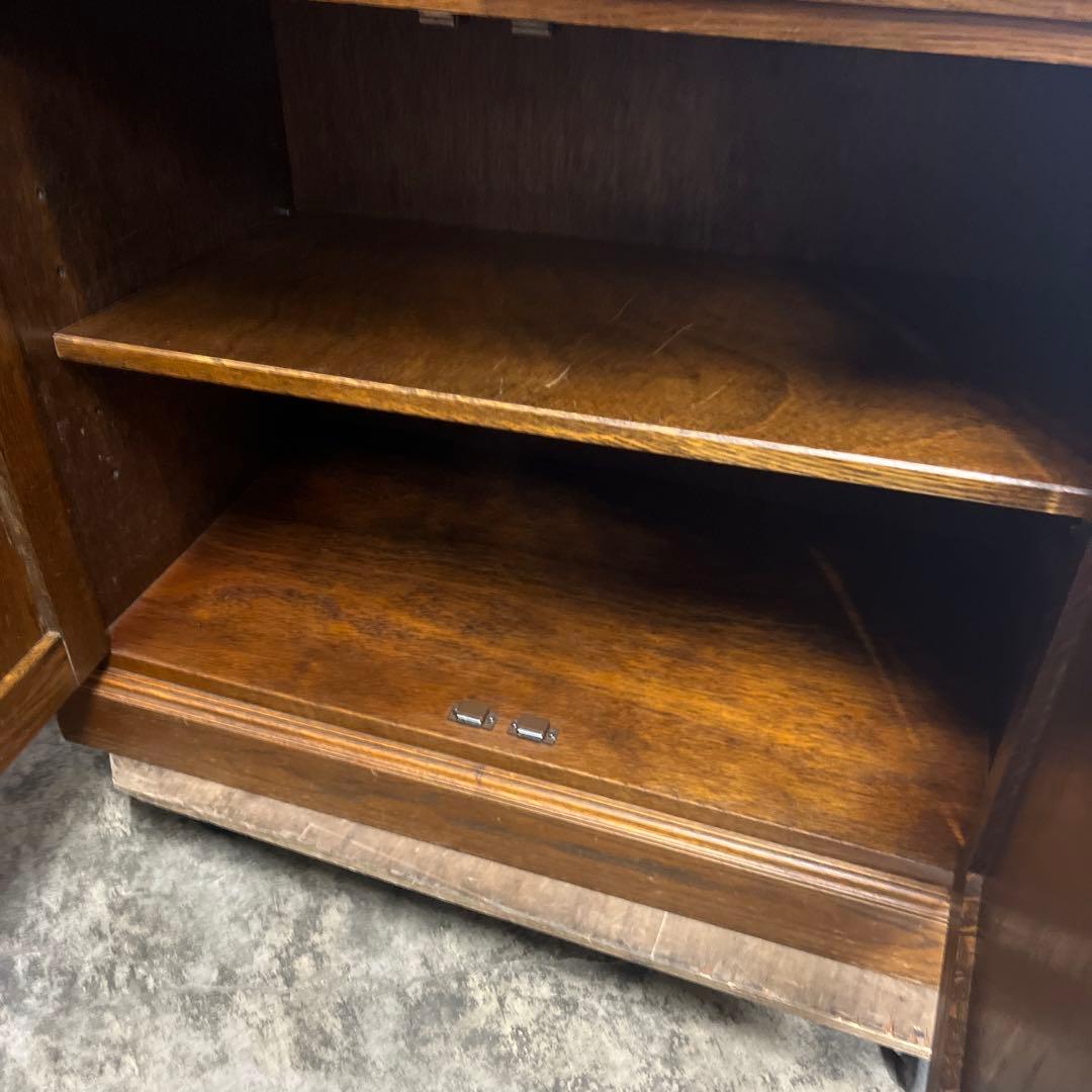 三越ブルージュ　キャビネット