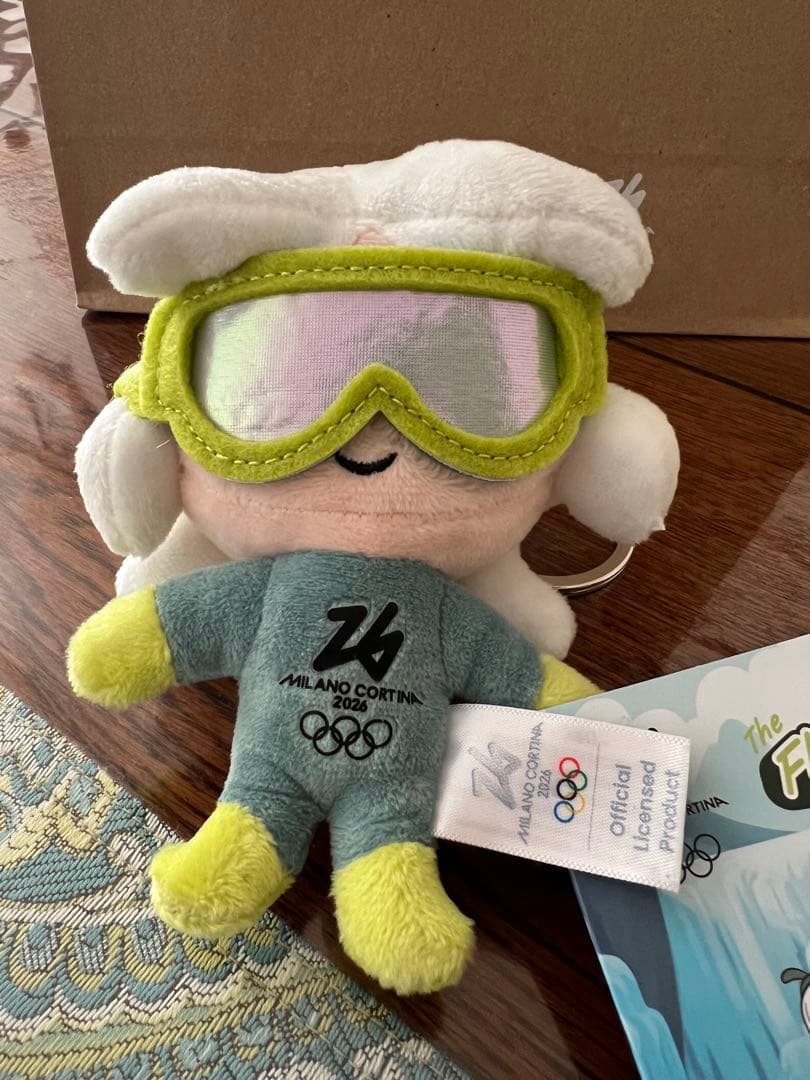 ミラノオリンピック　公式ショップ　キーリング付マスコット　「ティナのお友達」