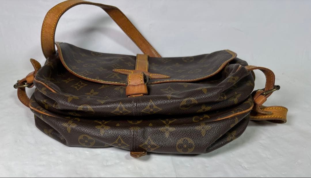 ルイヴィトン　ソミュール35　ショルダーバッグ　モノグラム LV