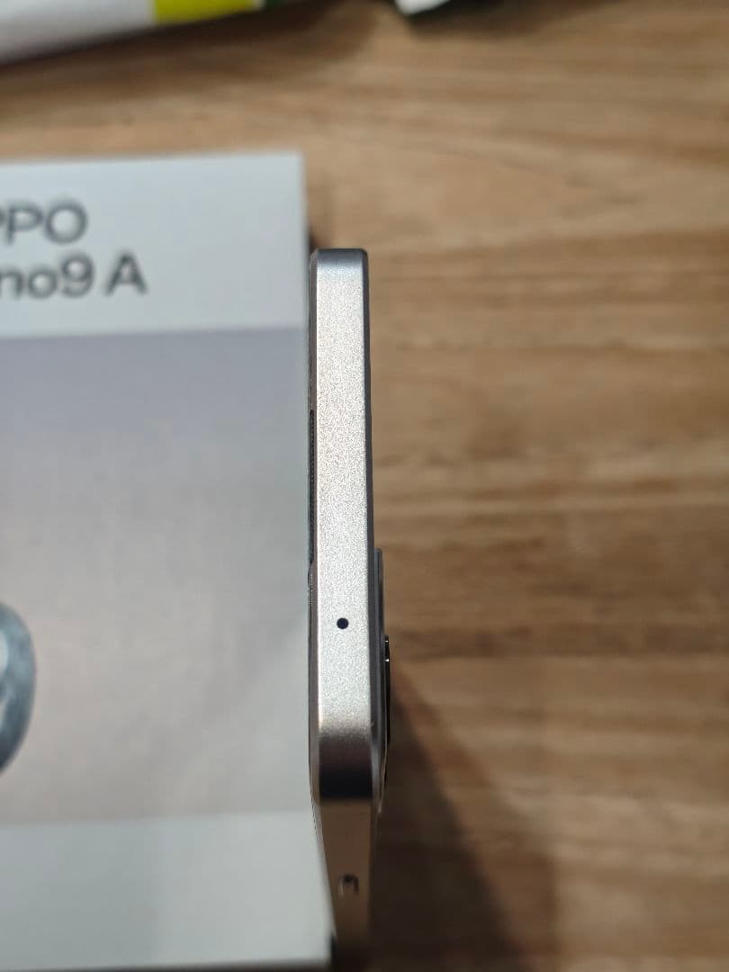 OPPO Reno9 A 本体　美品