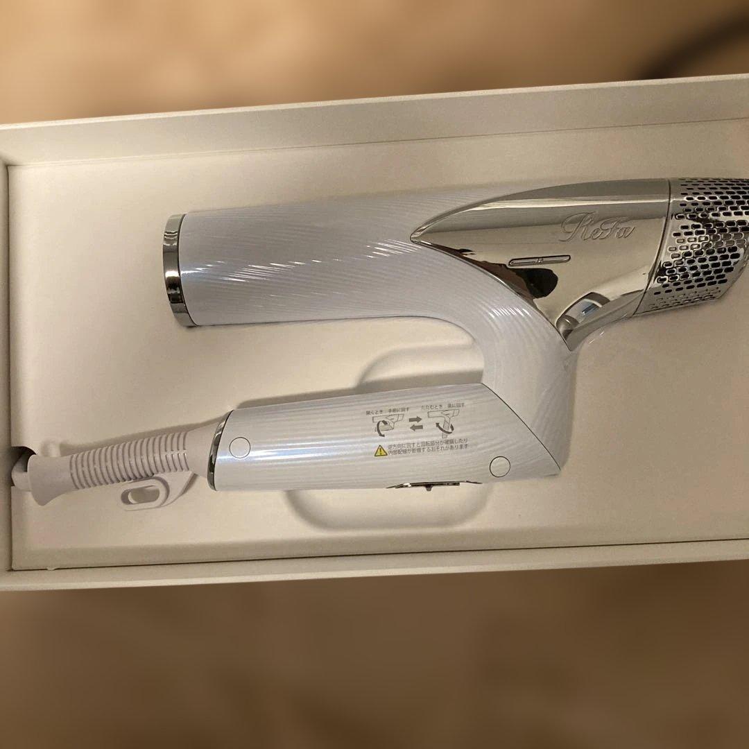 ⭐️リファ未使用ドライヤー⭐️ ホワイト　RE-AN-02A