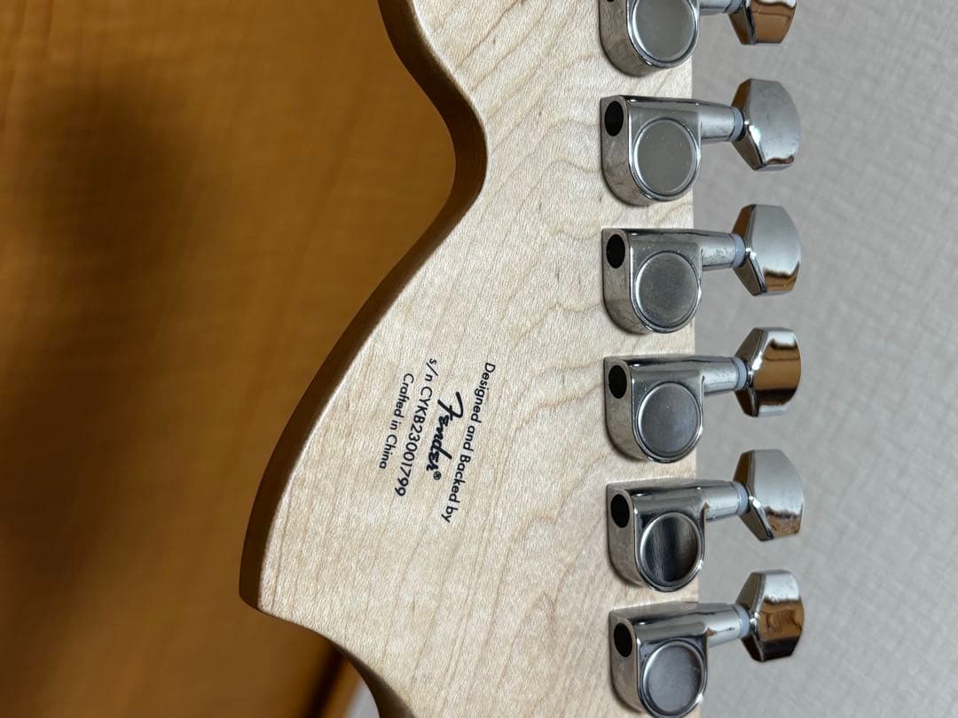 ギター Squier by Fender Stratocaster