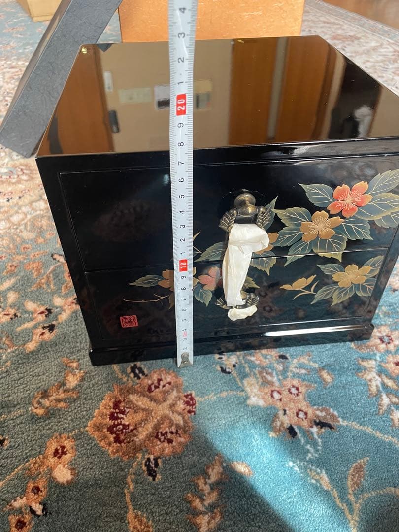 漆　二ツ引タンス