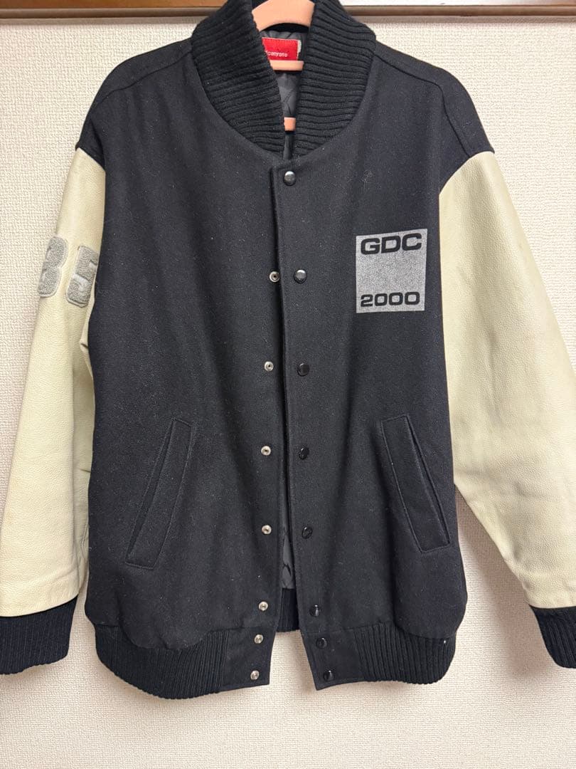 GDC 2000 スタジャン 黒と白 85 雪印