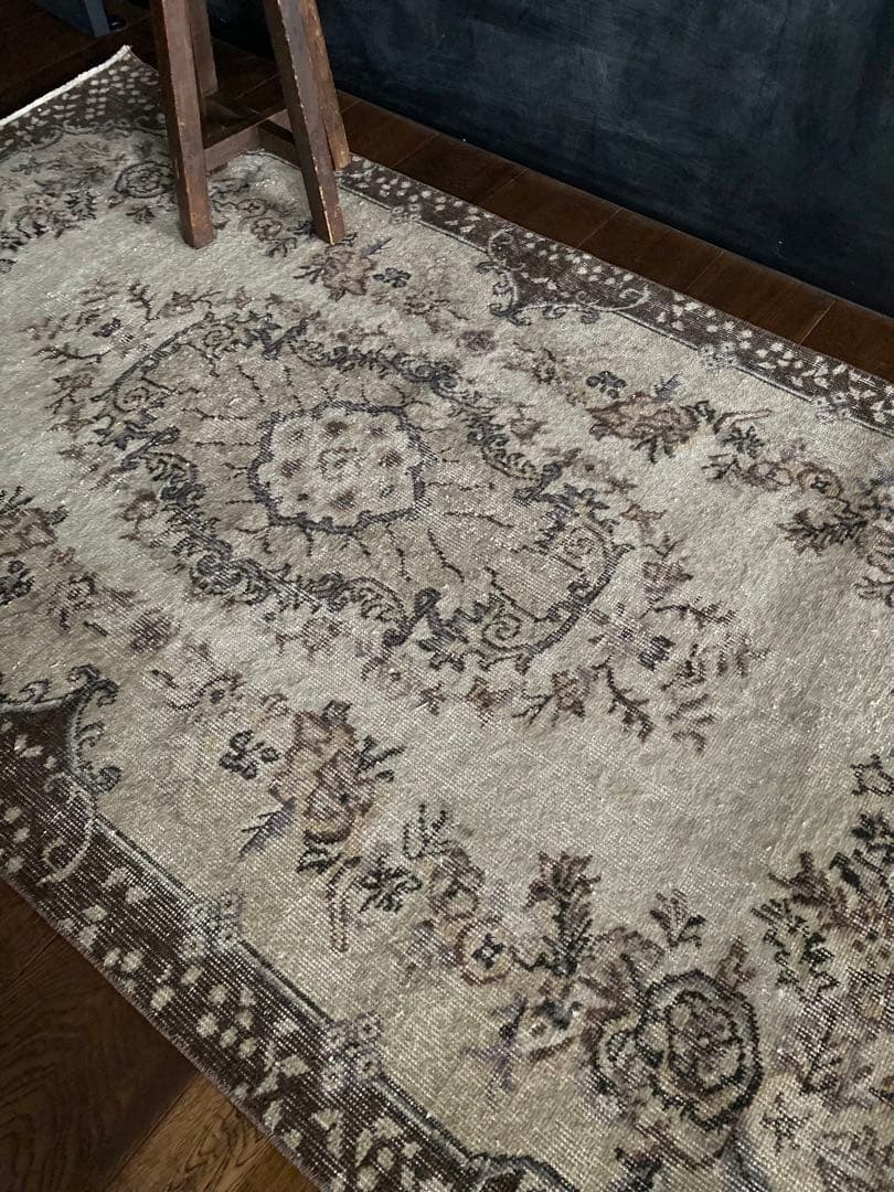 ベージュ　メダリオンヴィンテージラグ　トルコラグ