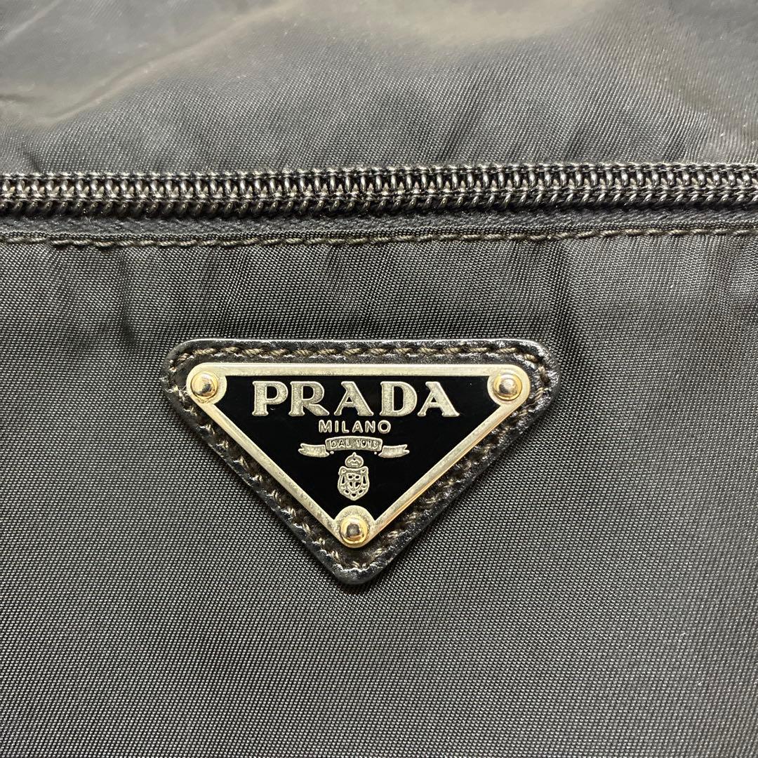 PRADA プラダ　ショルダーバッグ　ナイロン　ブラック　BT0421