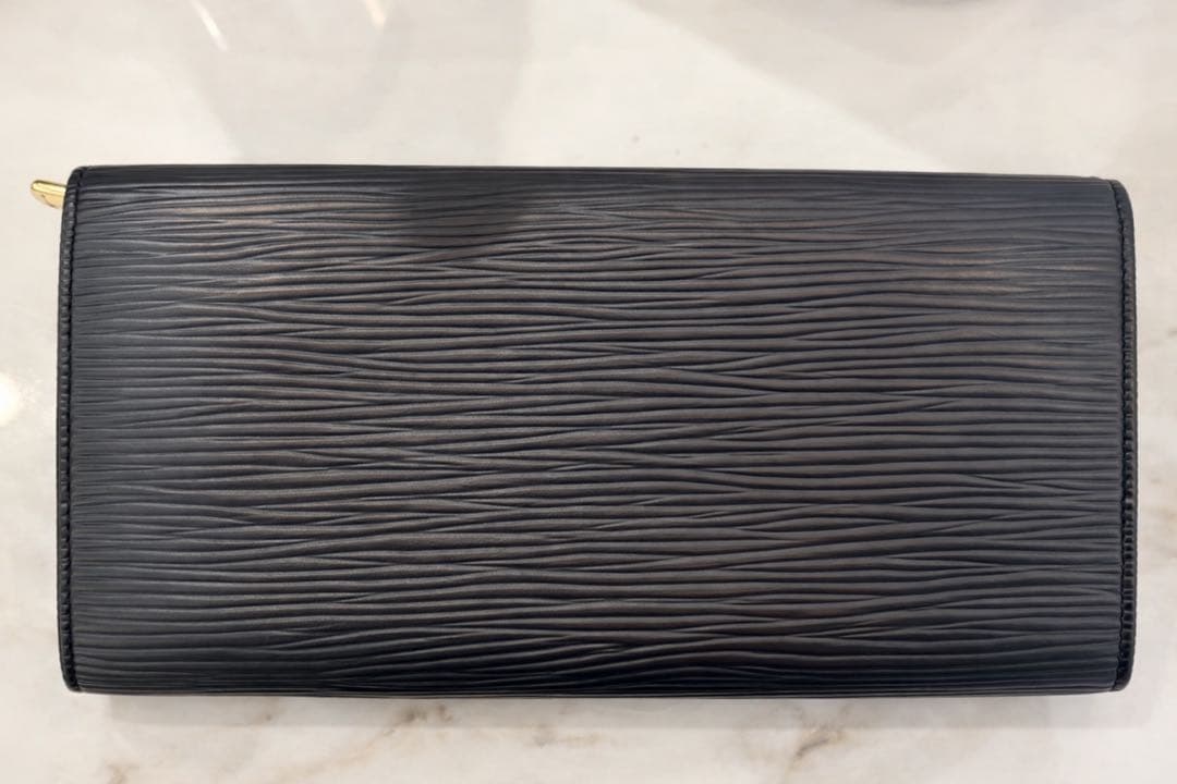 【新品保管品】ルイヴィトン　ポルトフォイユ サラ 長財布 エピ ブラック