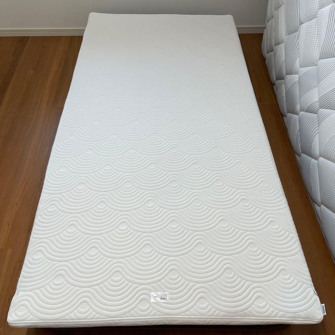 【極美品】TEMPUR テンピュール 　イーズトッパー　シングル　厚み3cm