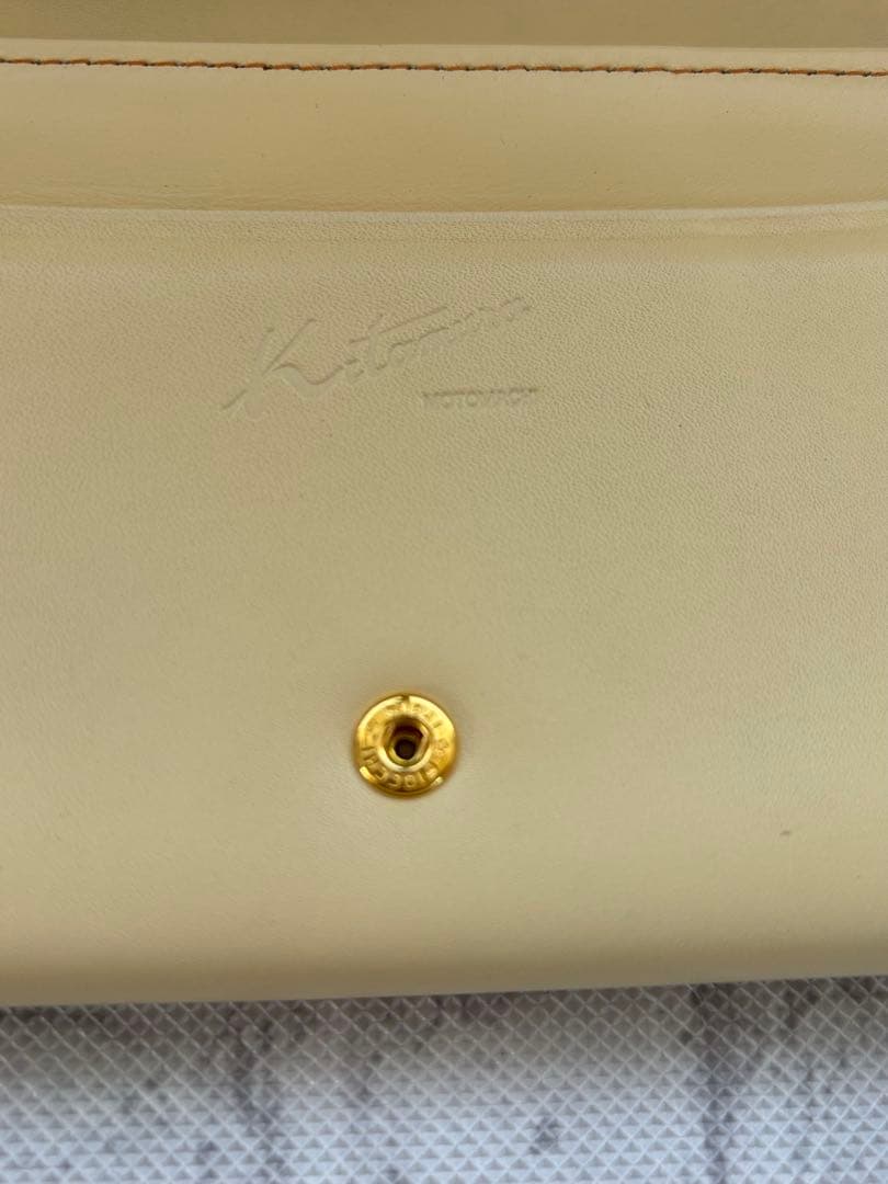 【新品未使用】キタムラ 長財布 花柄 ベージュ クリーム