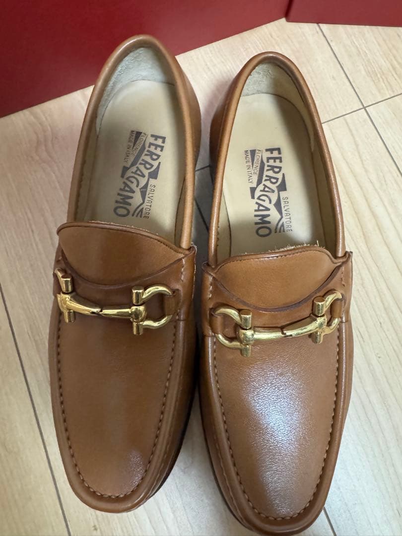 Salvatore Ferragamo ブラウン ローファー