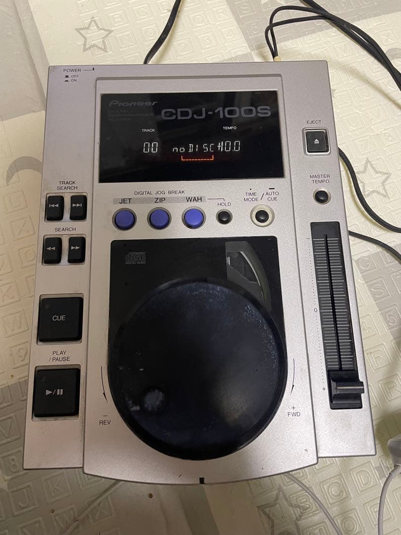 b*8様 Technics SL-1200MK5 ミキサー、針、CDJ付きのDJ