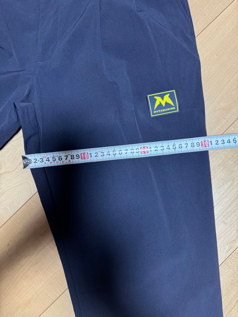 超美品 ムータ マリン ストレッチナイロン セットアップ 紺 6/7