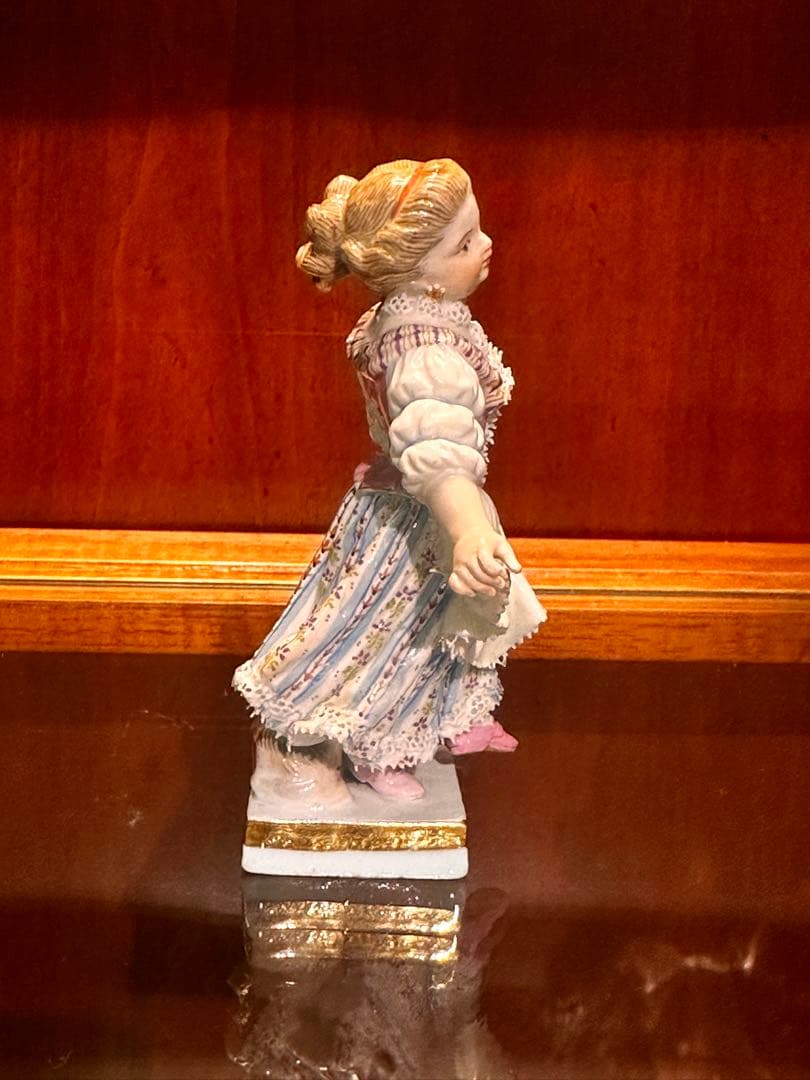 Meissen マイセン フィギュリン　人形 踊る少女