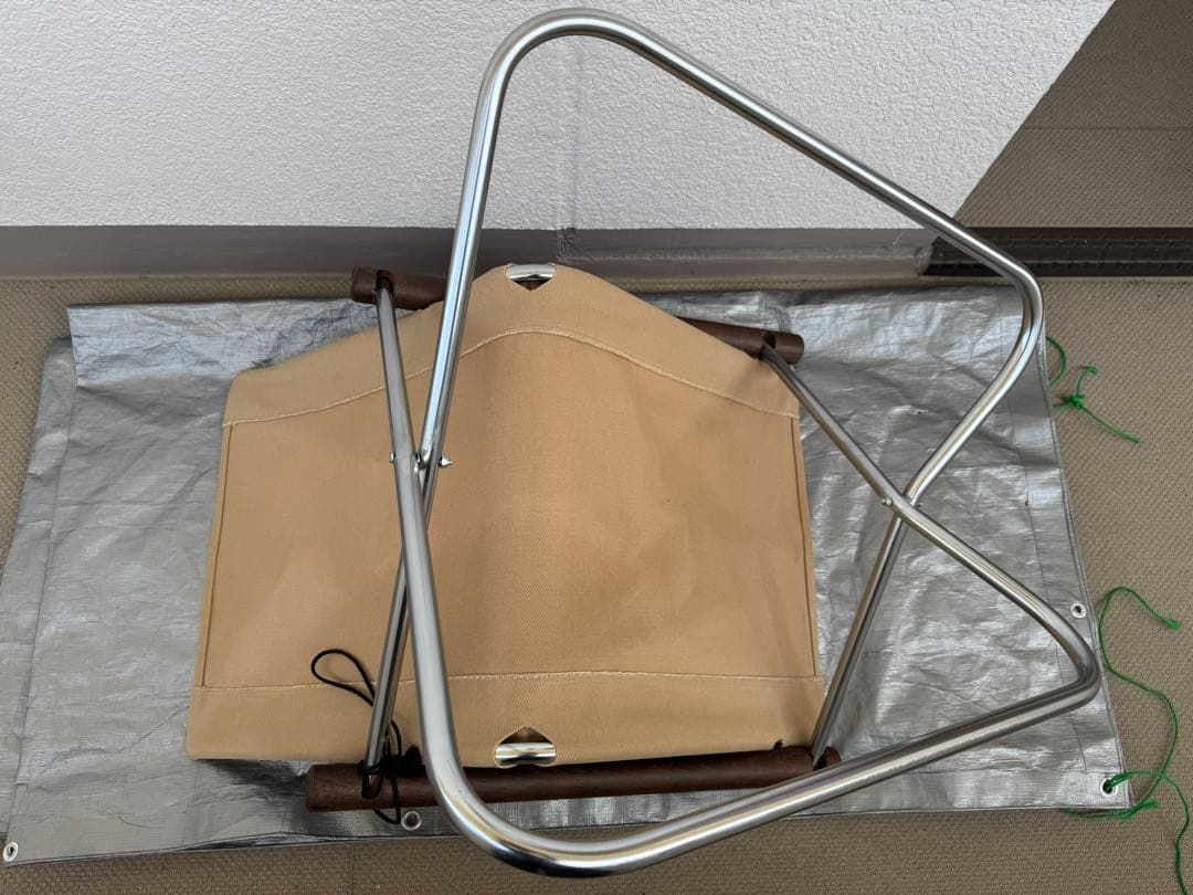 ニーチェア ヤング? または エックス 80？ または リプロダクト X80 X