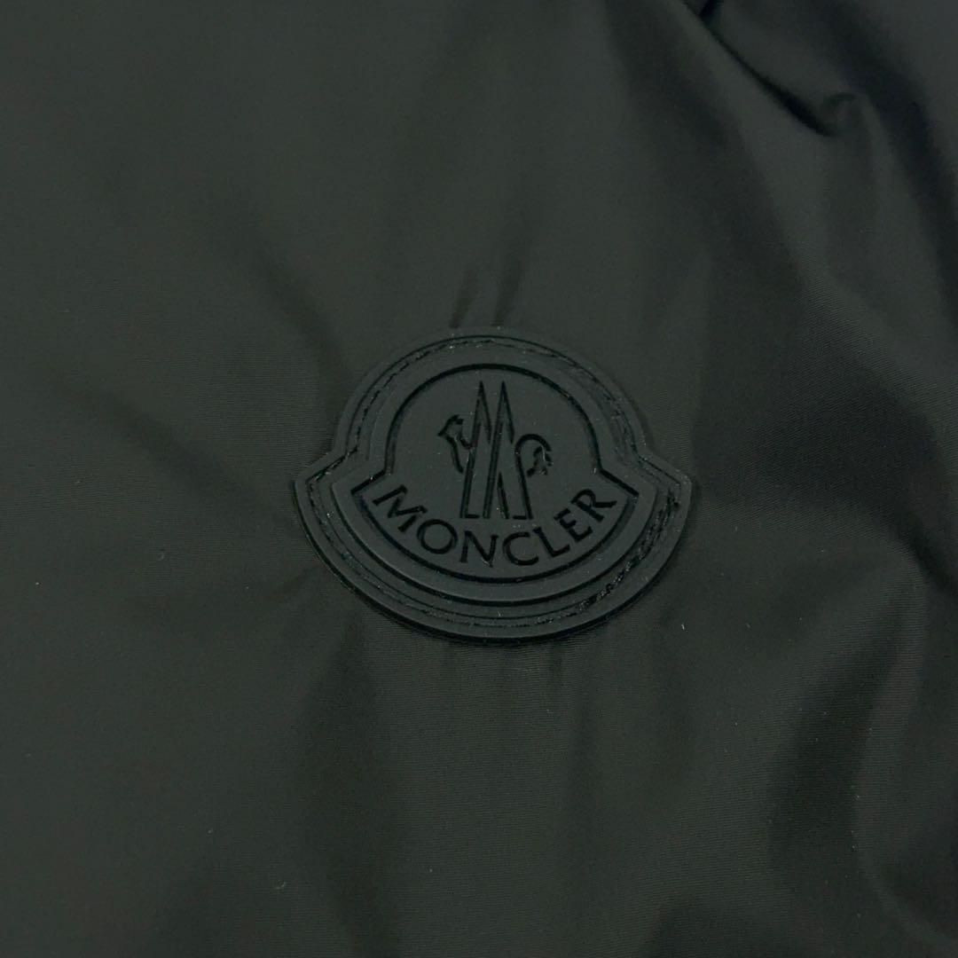 12041【美品・QR鑑定済み】モンクレール　MASSEREAU ジャケット　黒