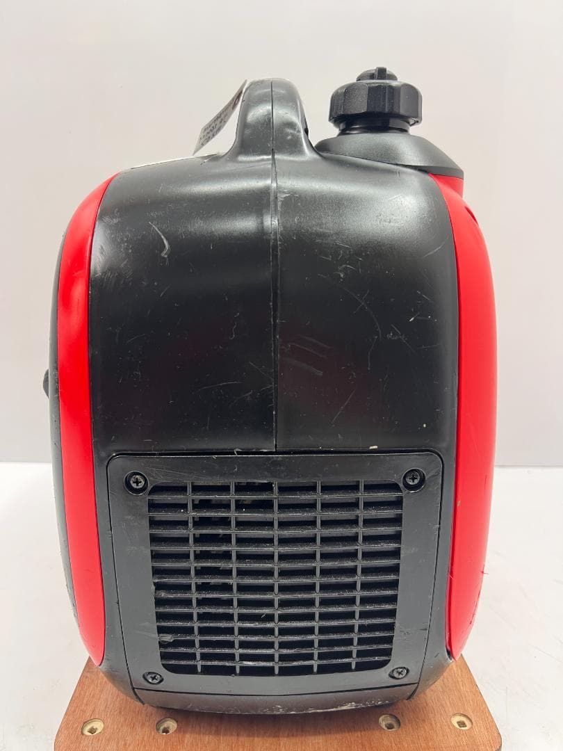 新ダイワ インバーター発電機 iEG1600M 【動作良好・保証付】★8125