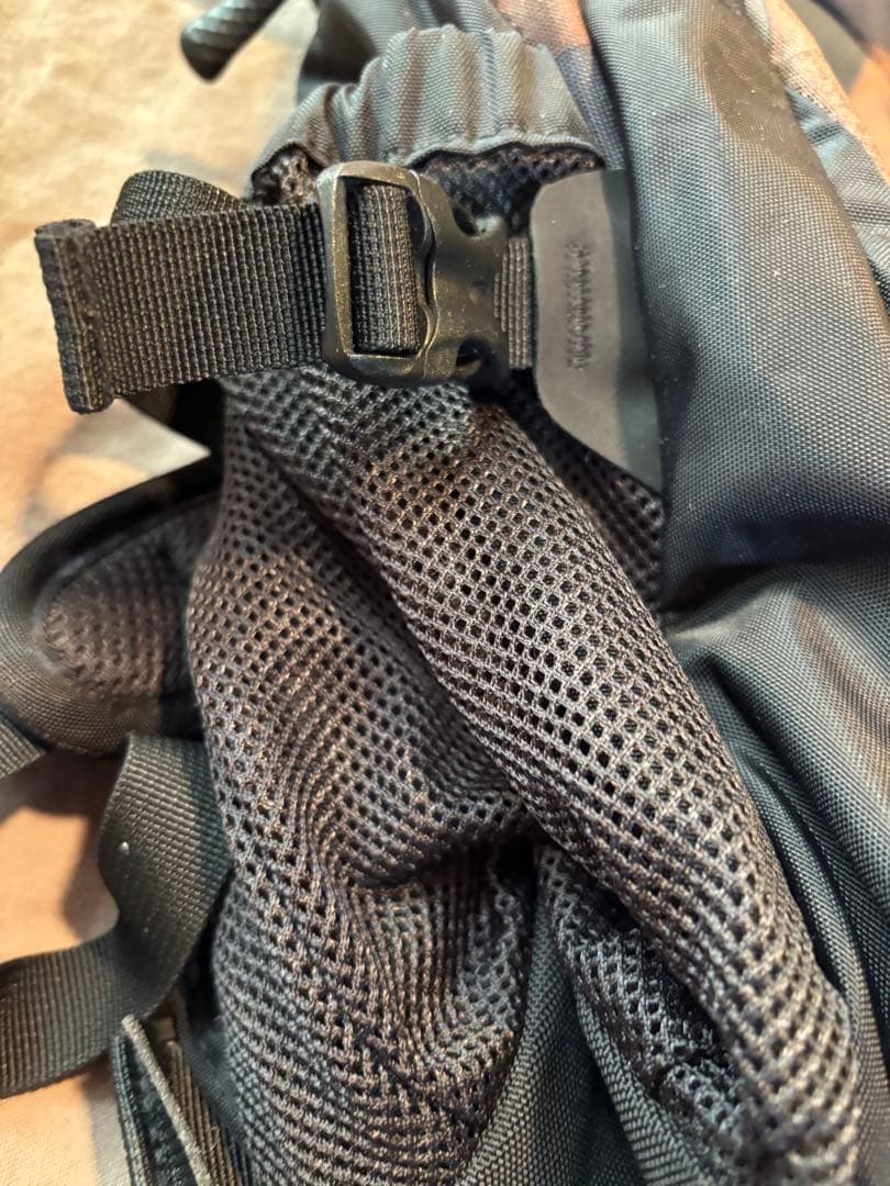 THE NORTH FACE HOT SHOT カモフラージュリュック