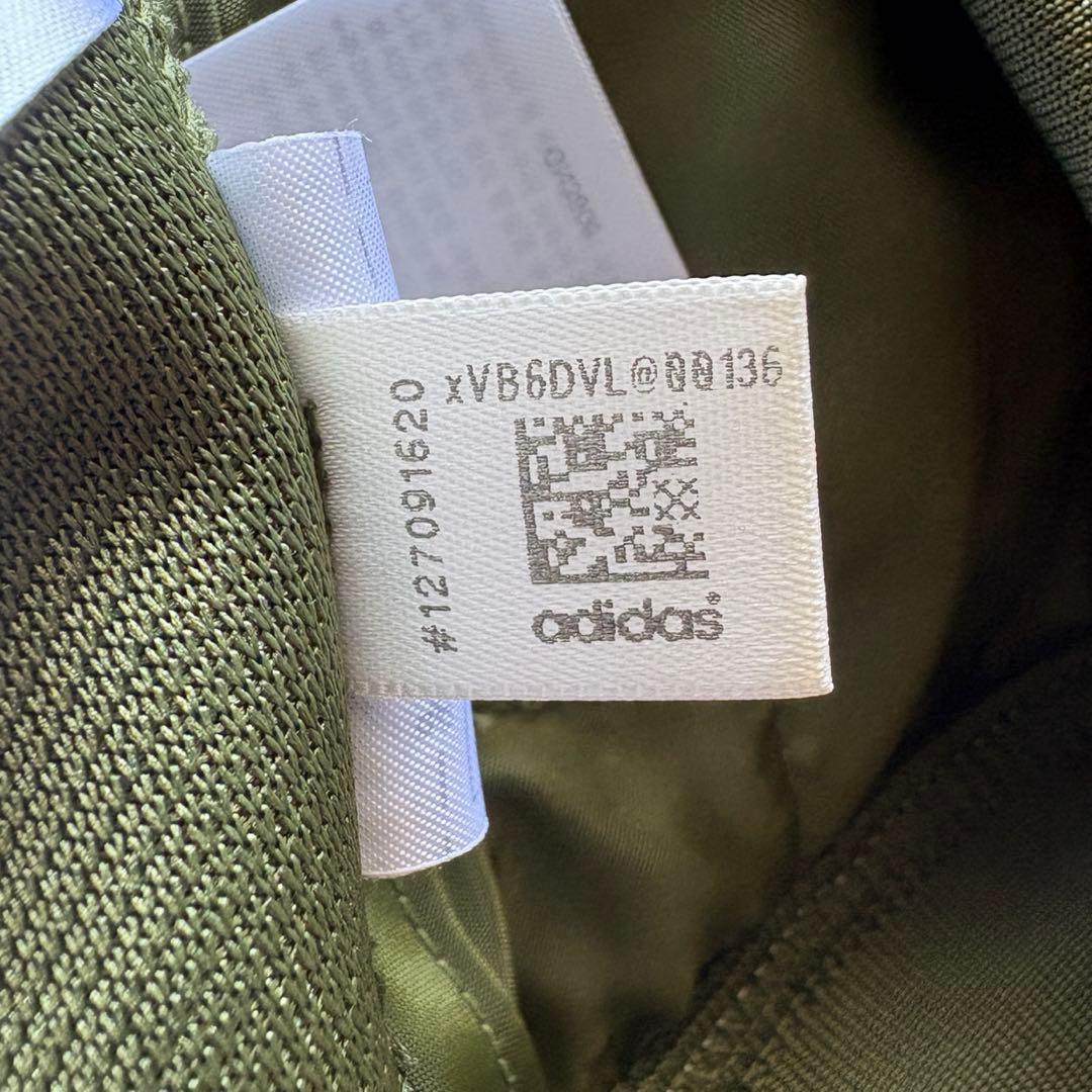 アディダス トラックジャケット モスグリーン GN3806 WW TT 緑 M