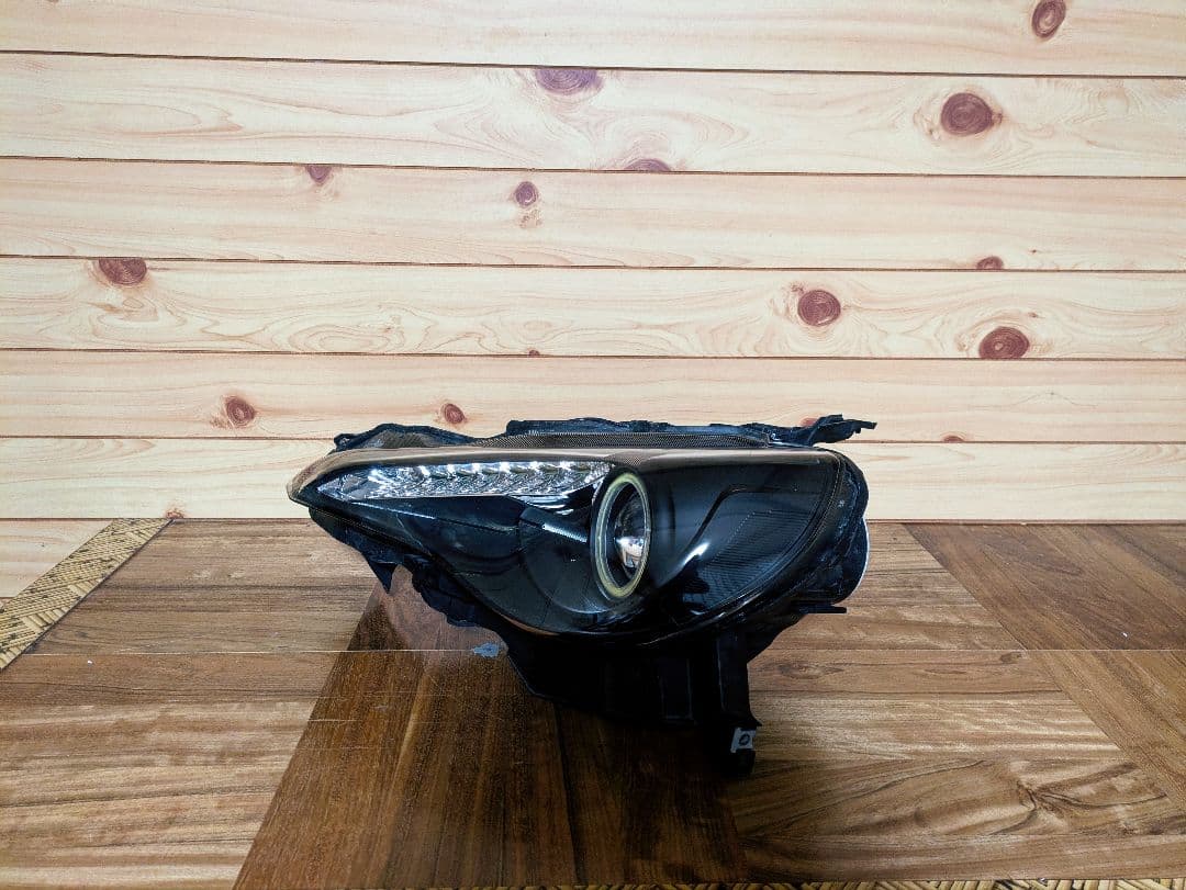 送料無料 86 BRZ ZC6 ZN6 ヘッドライト イカリング 黄ばみ無し