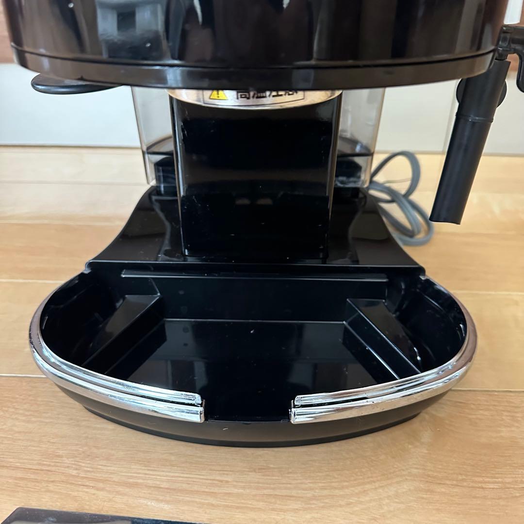 DeLonghi ECO310BK BLACK デロンギ　エスプレッソマシーン