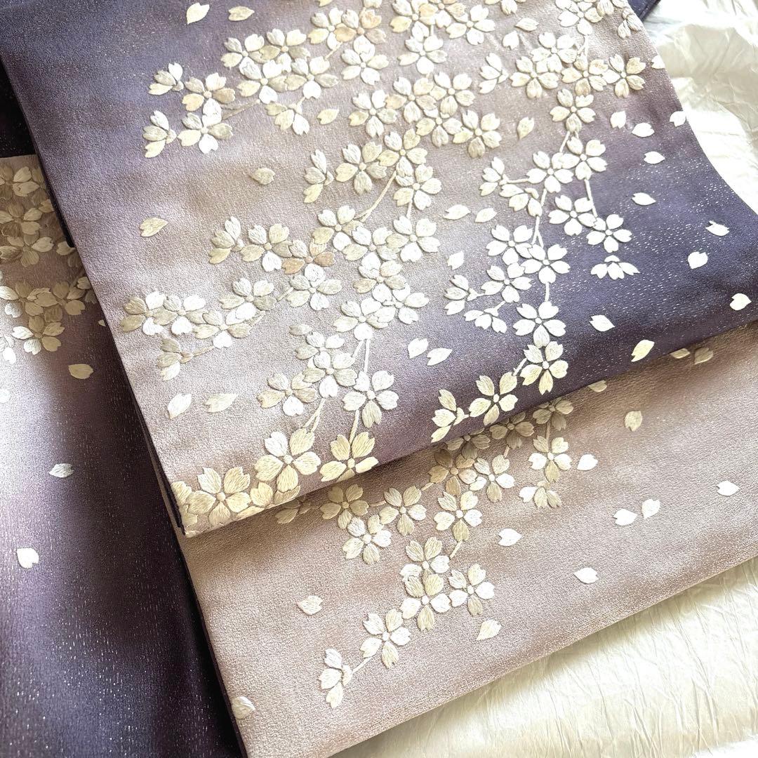 月兎奈緒様 薄古代紫　正絹袋帯　薄ピンクとオフホワイト満開桜刺繍　美品