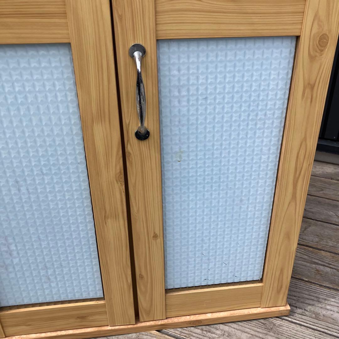 北欧レトロ モザイクガラス扉 木製サイドボード 飾り棚 食器棚 カップボード