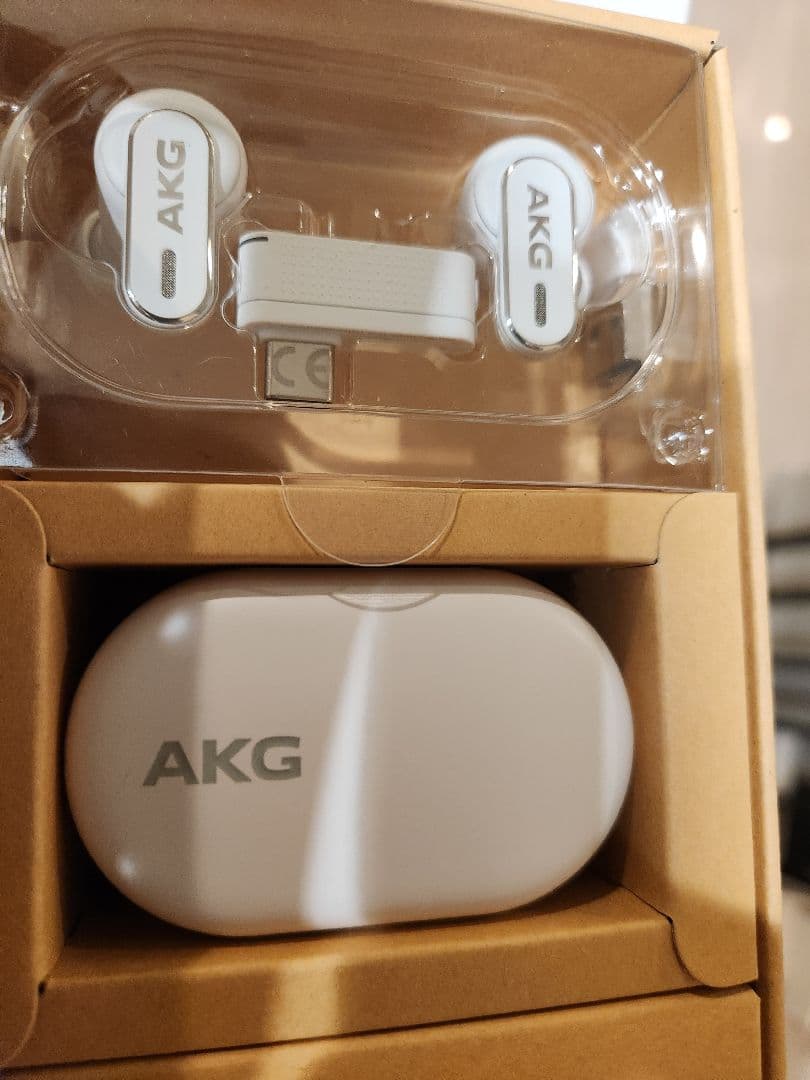 AKG N5 ワイヤレスイヤホン ノイズキャンセリング