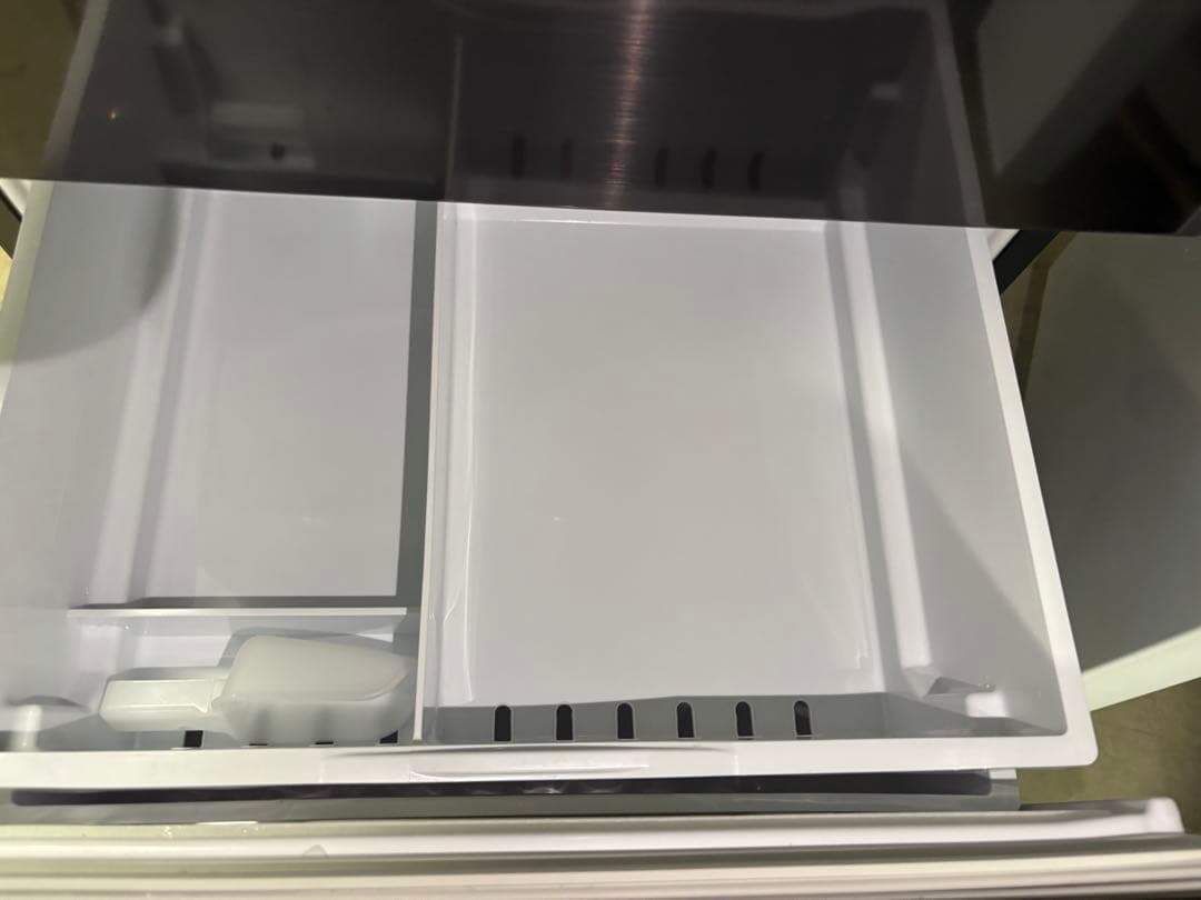 日立　R-V32RV（N) ノンフロン冷凍冷蔵庫　315L 2022年製