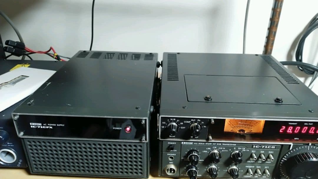 IC-710S 無線機 + IC710PX 電源