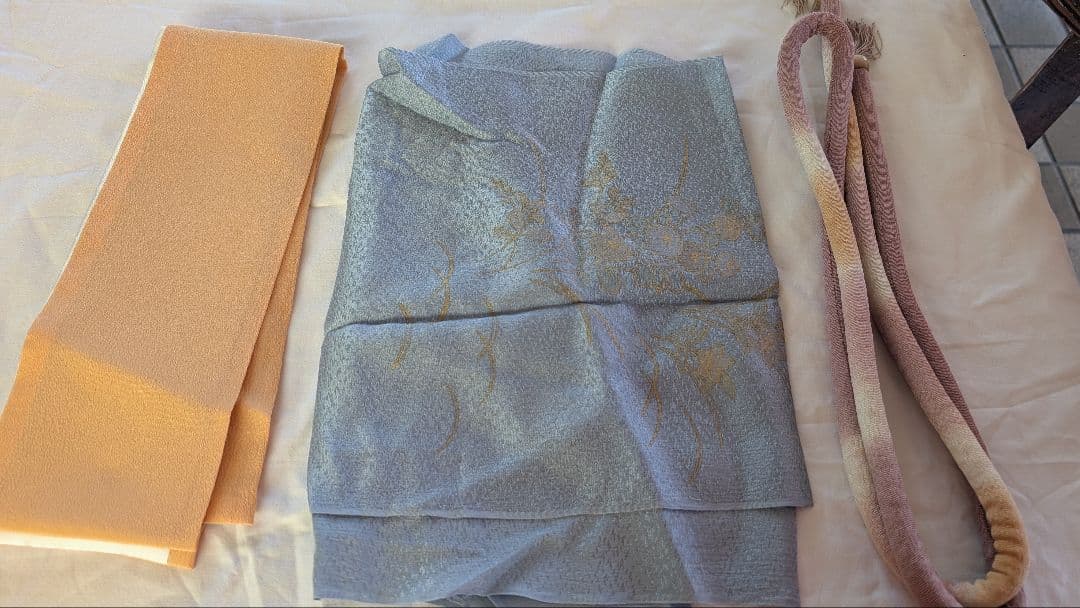 【美品•作家物】訪問着＆伊達襟•帯締め•帯揚げのセット 波模様 淡い紫色♪