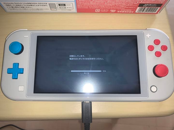 ニンテンドーSwitch light  ポケモンソードカセット