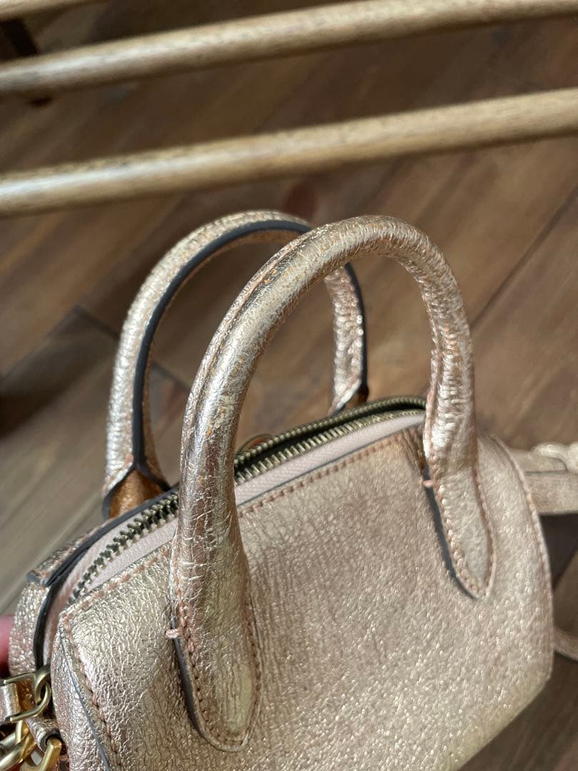 Anya Hindmarch フリップバレル ミニショルダーバッグ