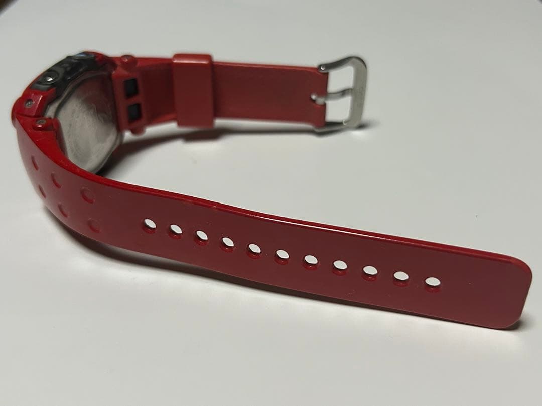 CASIO G-SHOCK デジタル腕時計 レッド　動作未確認