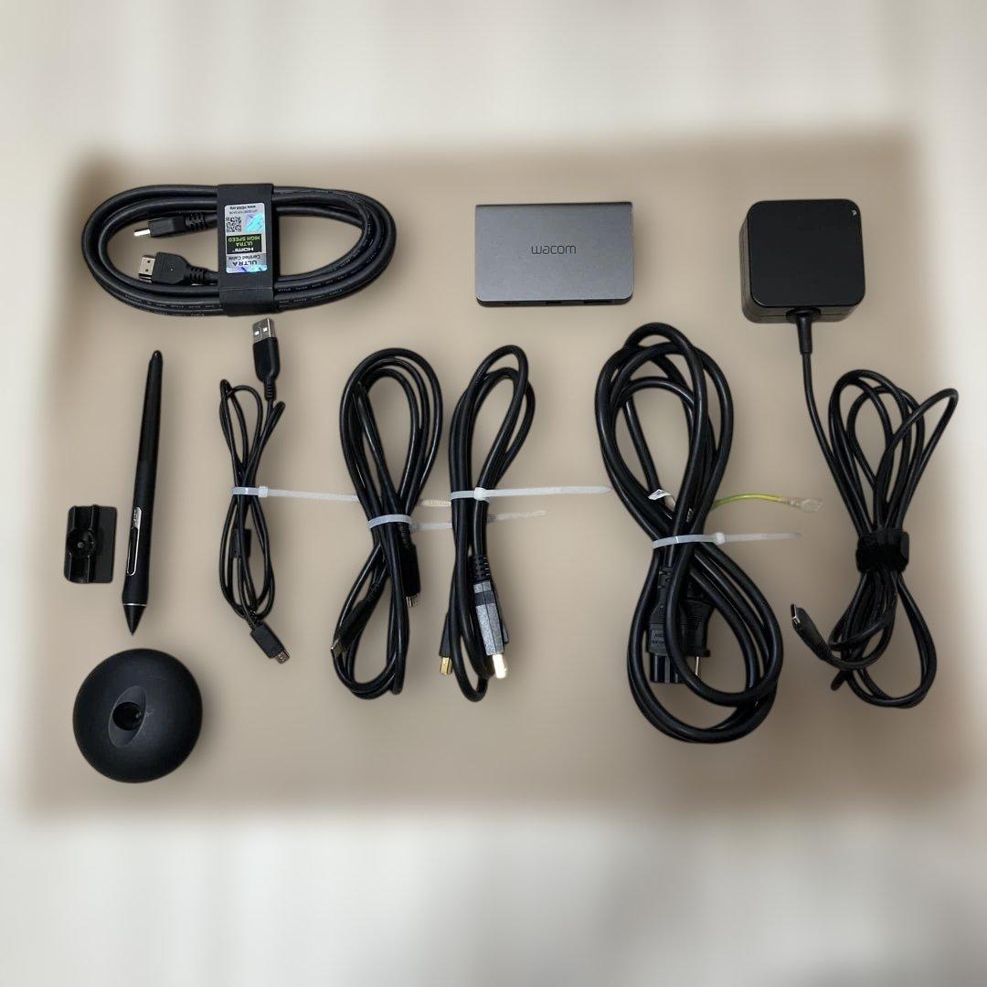 【スタンド付】Wacom Cintiq pro 16【値下げ可】