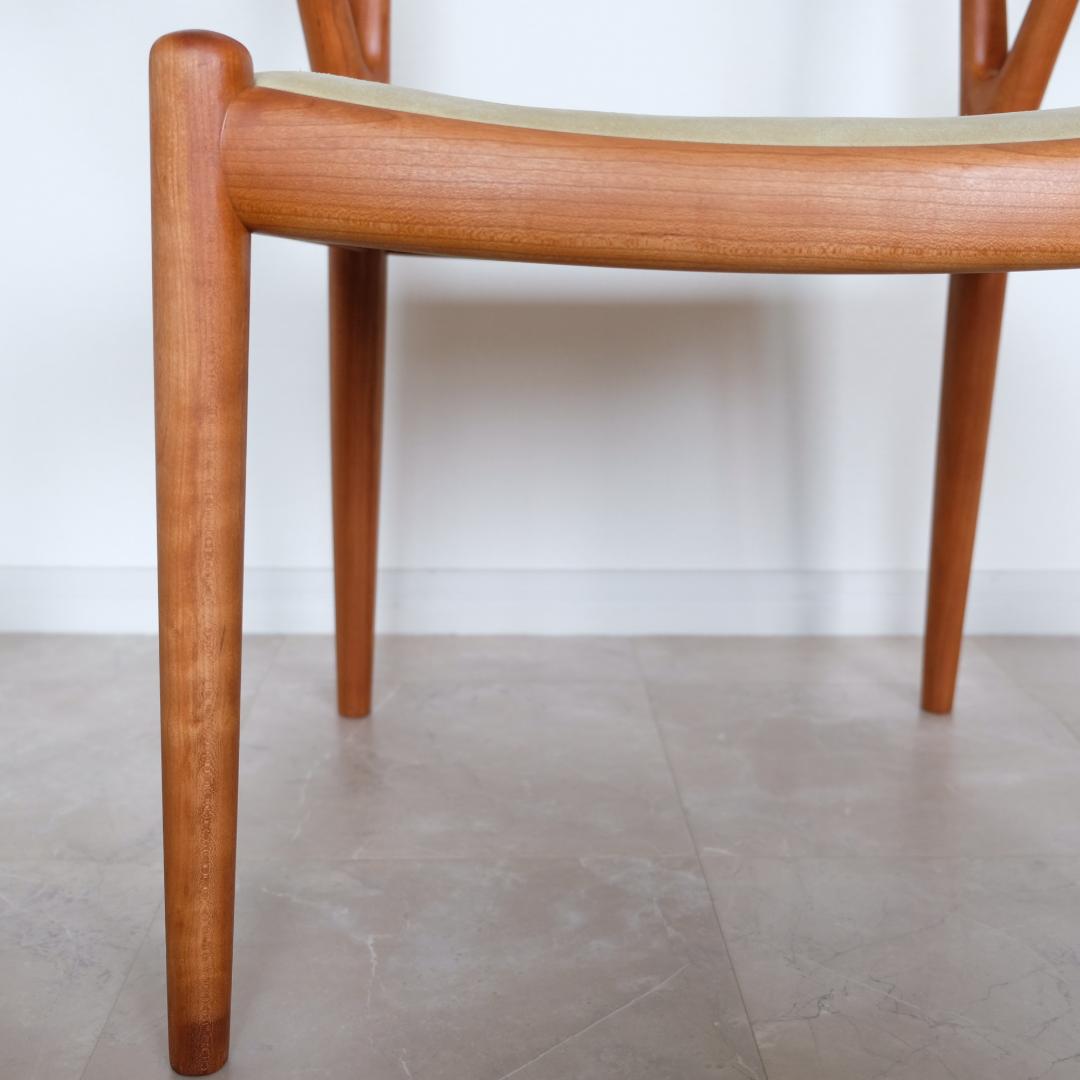 SPS隊長様 【美品｜メンテ済み】Vチェア　家具蔵（KAGURA）　チェリー材①