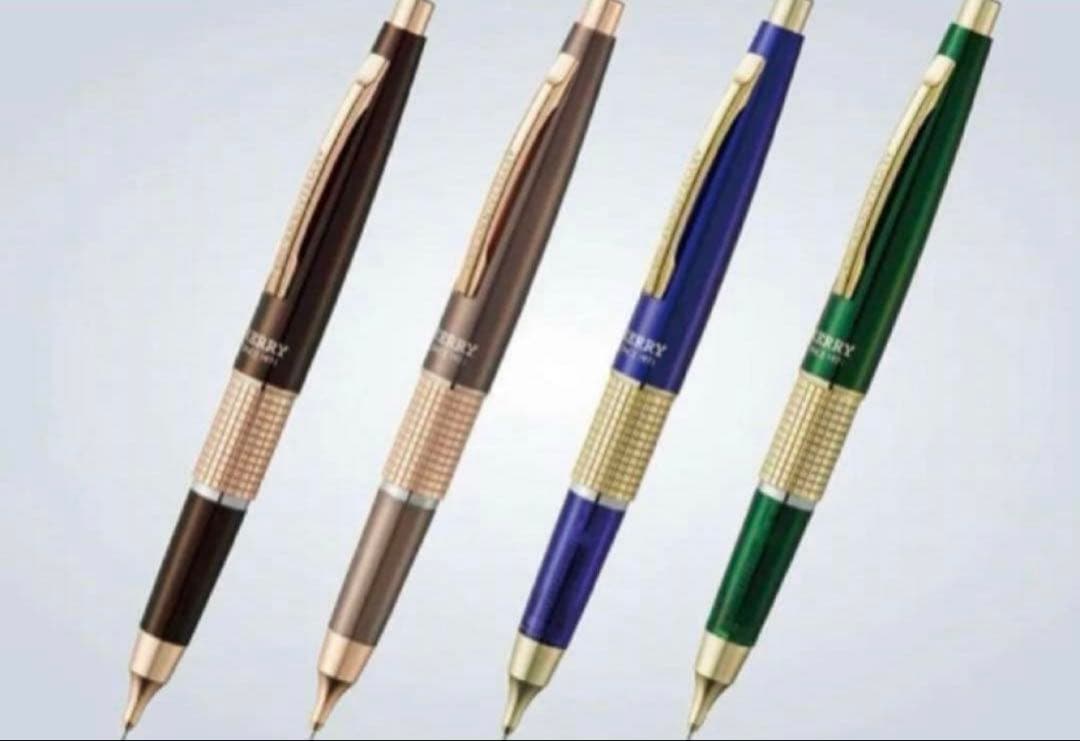 ケリー　KERRY 50周年記念　クラシックブラウン　グラスグリーン　ペンてる