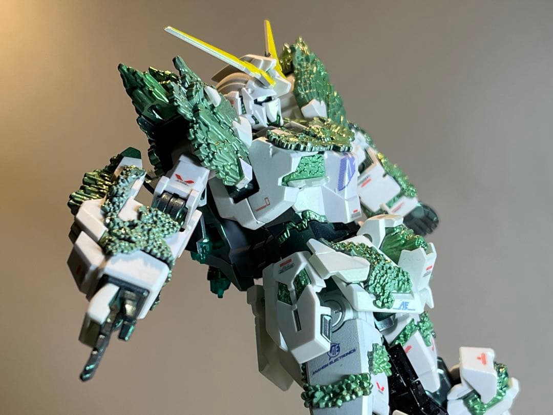 HG ユニコーン ガンダム 光の結晶体  完成品  ガンプラ