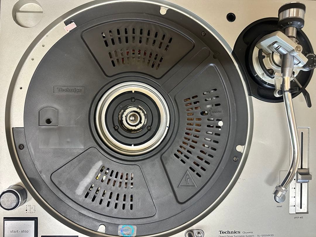 Technics SL-1200MK3Dターンテーブル1台