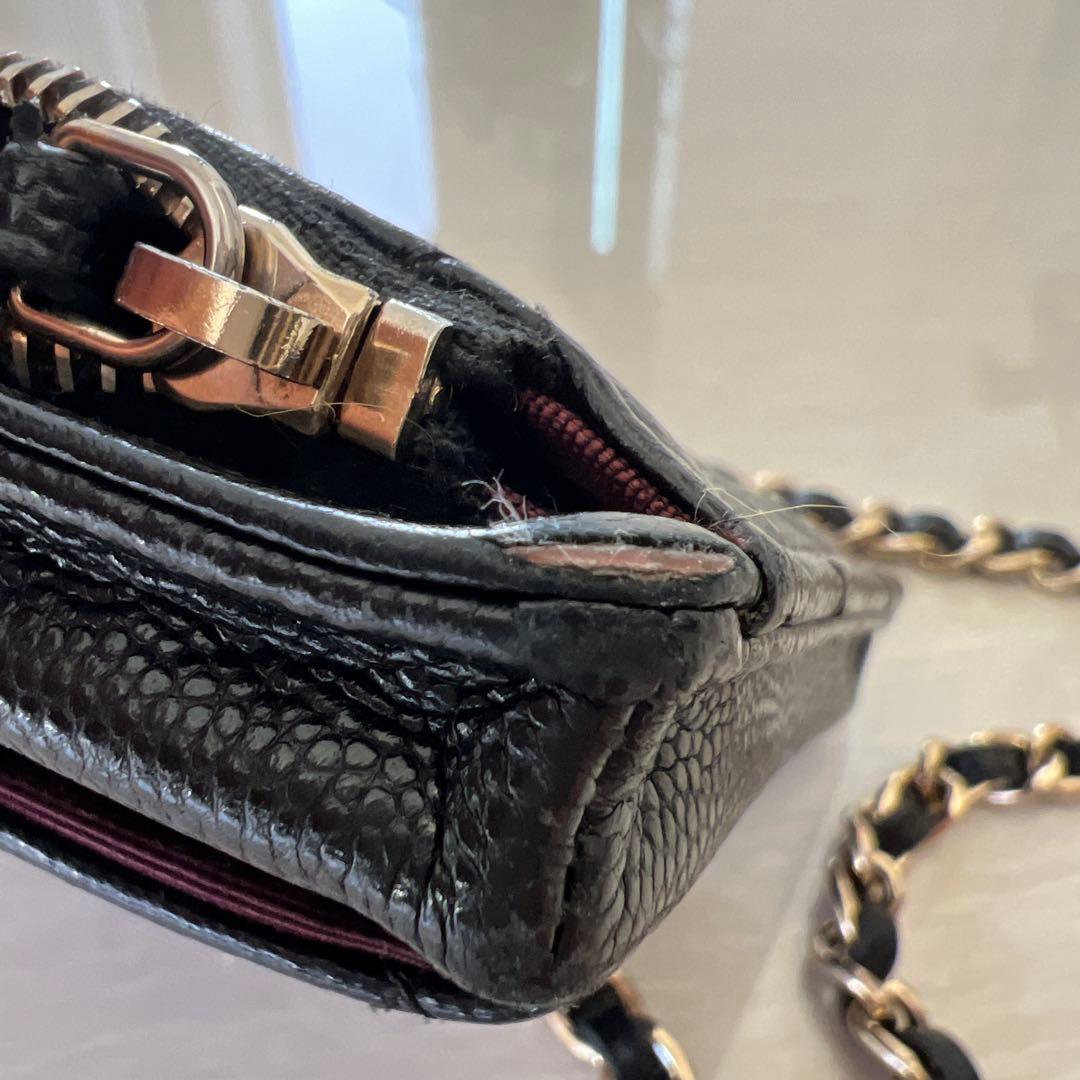 シャネルフォンケースショルダーキャビアスキン