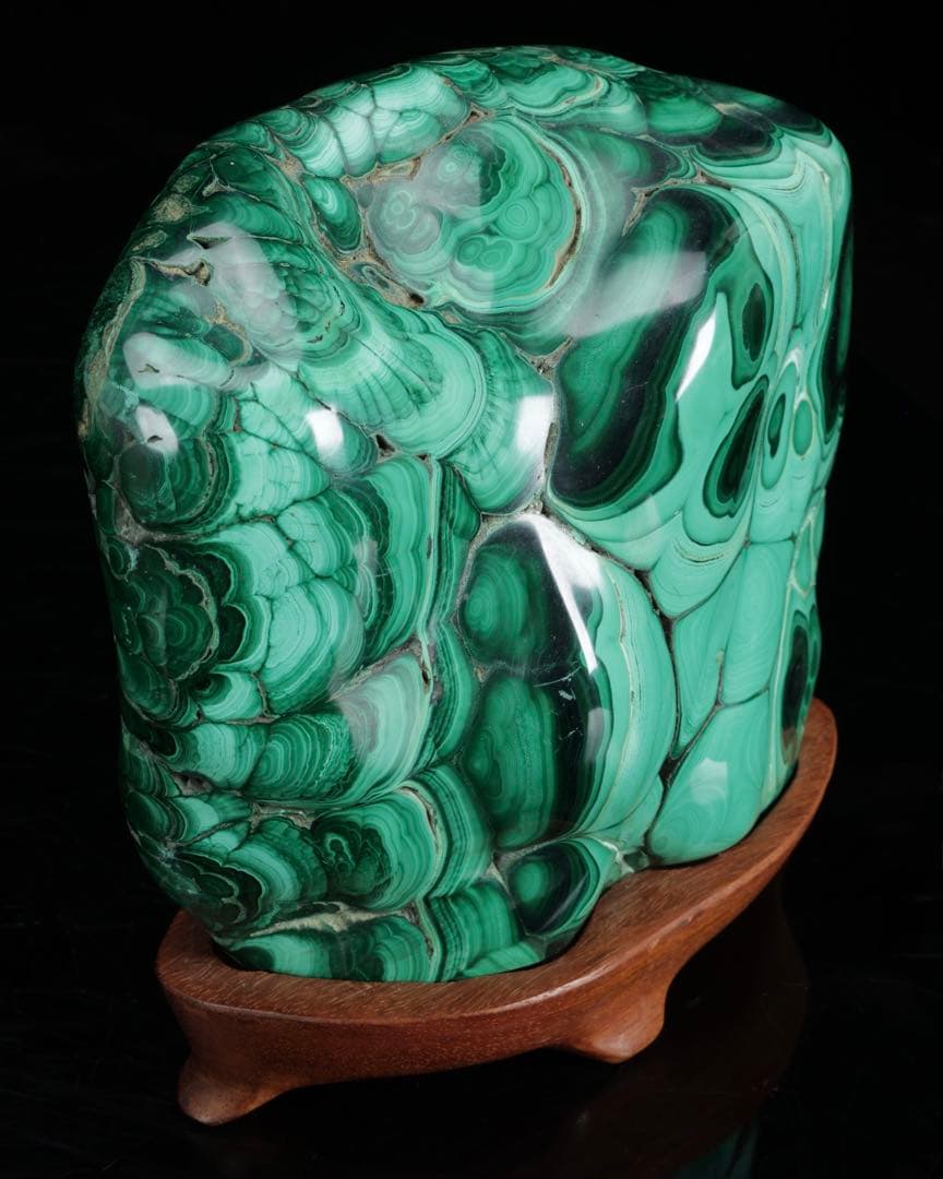 天然マラカイト 孔雀石 台座付 5.3kg 原石 鑑賞石水石 飾石 鉱石 美石