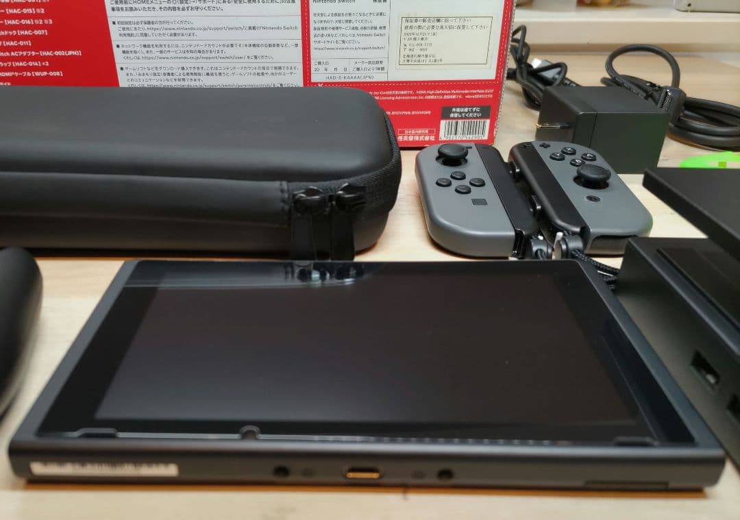 【k0310ohra】NintendoSwitch本体 付属品完備箱付き