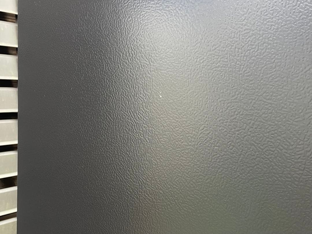 使用1年未満　東芝3ドア冷蔵庫　GR-V33SC　326L　2024年製