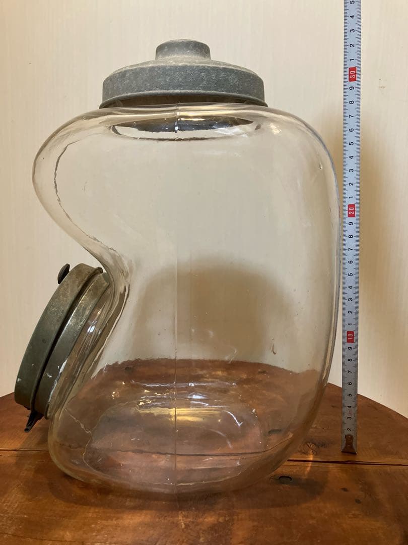 存在感抜群！アルミ開閉蓋付きの煙草陳列用ガラス瓶◇たばこ瓶◇昭和レトロ◇古道具