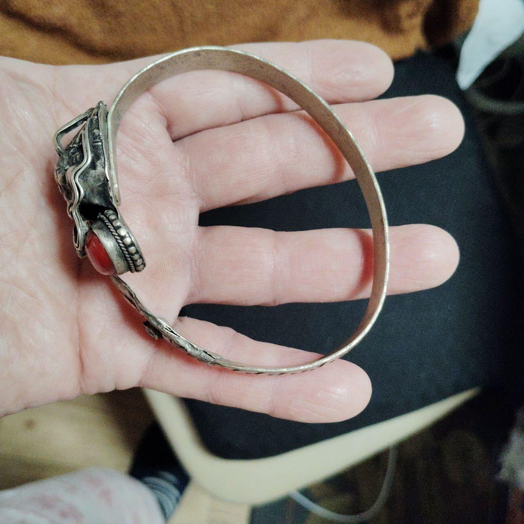 ドラゴンデザイン バングル シルバー風