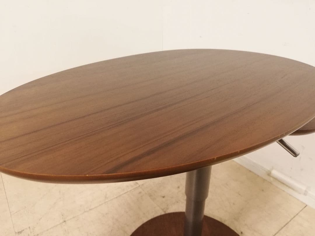 モデルルーム展示品 カリモク家具 ウォールナット 昇降式サイドテーブル