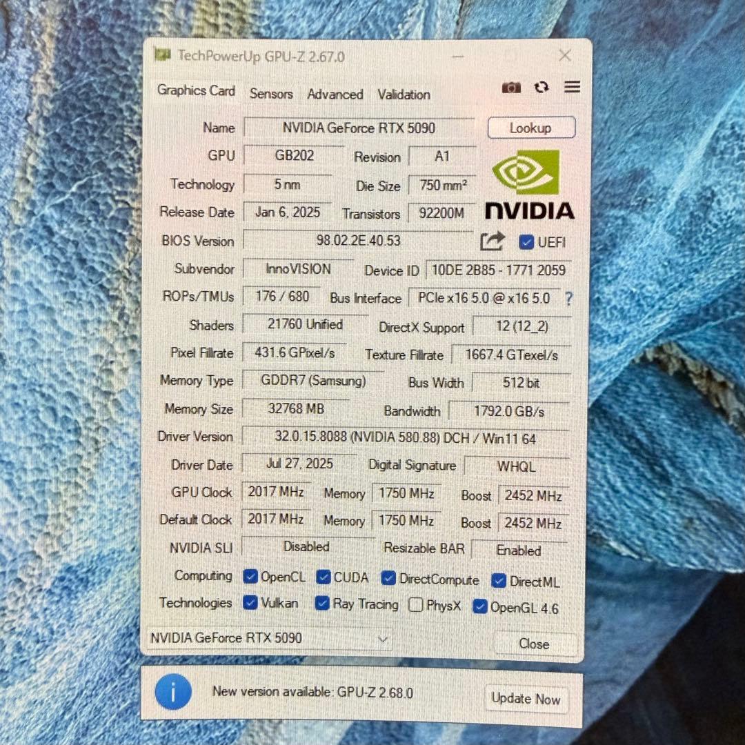 INNO3D GeForce RTX 5090 X3 OC 使用4週間 保証あり