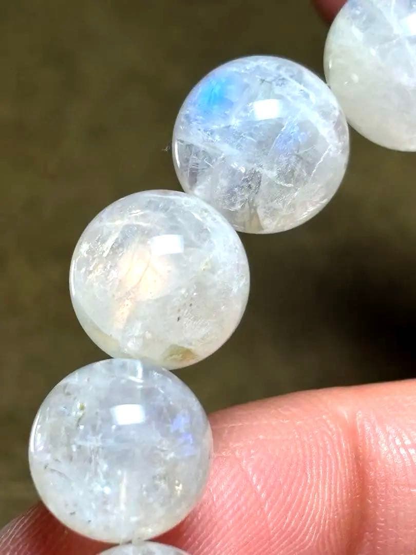 マダガスカル産　レインボームーンストーンブレス10.4㎜（新品未使用）希少サイズ